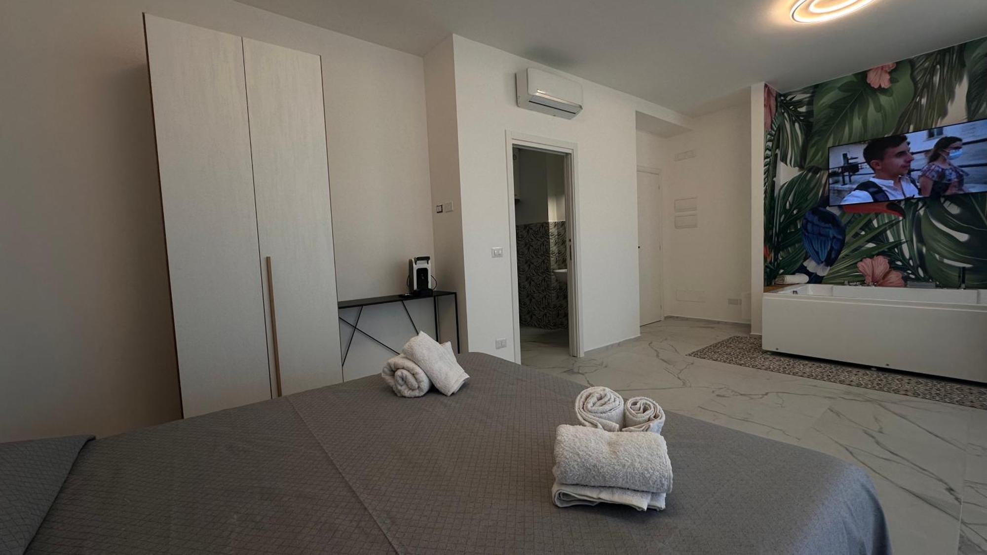 Cconforthotels Puglia Promenade Apartment 5 บารี ภายนอก รูปภาพ